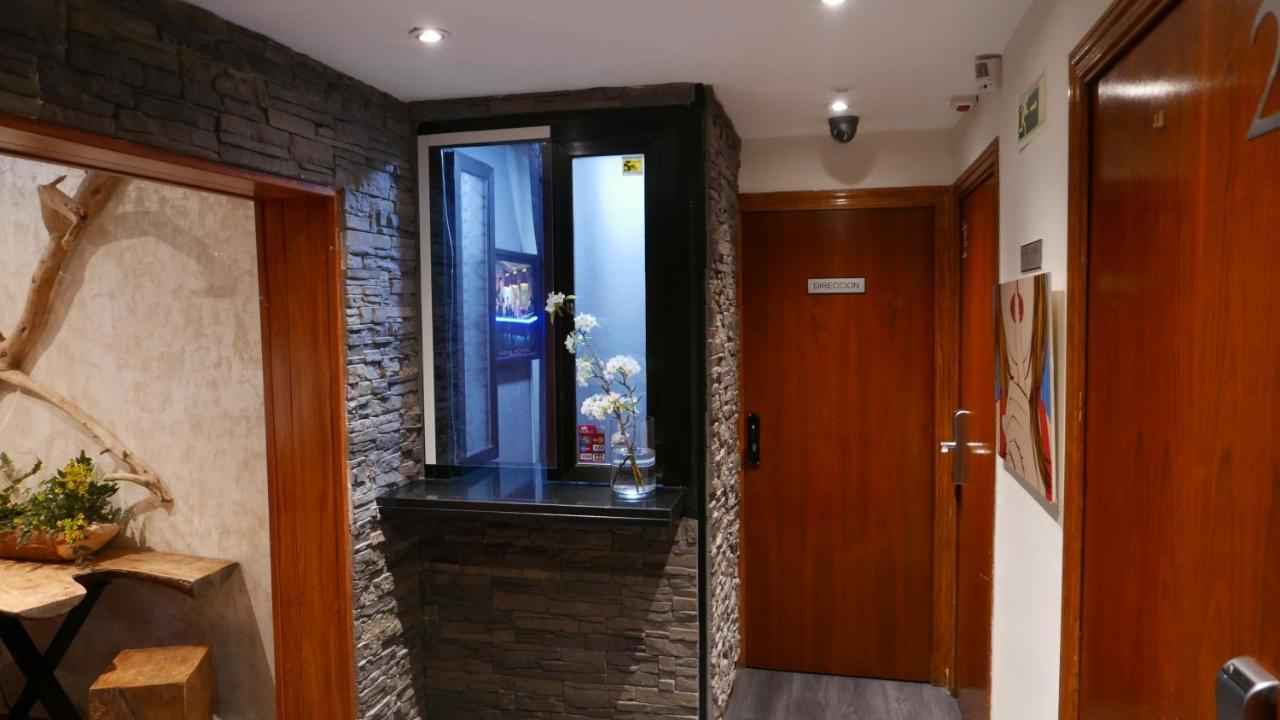 Hostal Don Pedro Madrid Exterior photo